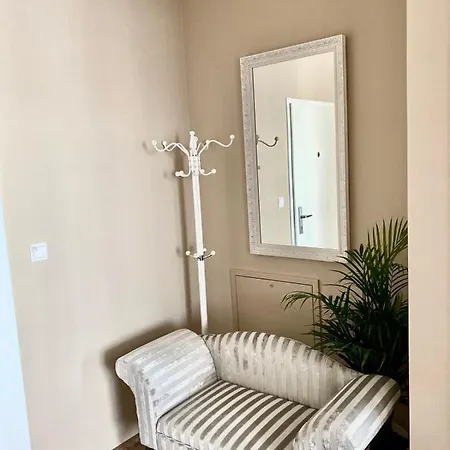Oase - Luxurious Near The Center With Free Parking Apartment