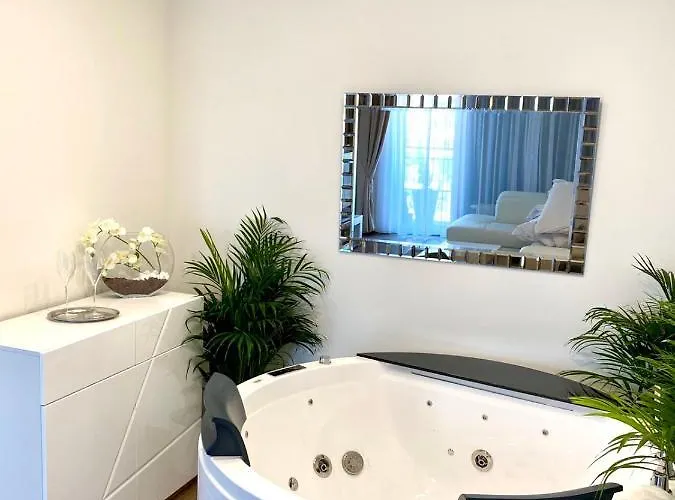 Oase - Luxurious Near The Center With Free Parking *