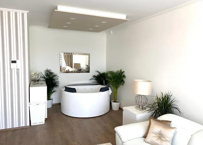 Oase - Luxurious Near The Center With Free Parking *