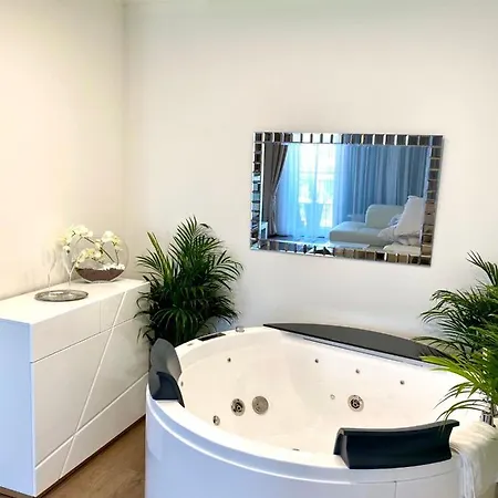 Oase - Luxurious Near The Center With Free Parking *